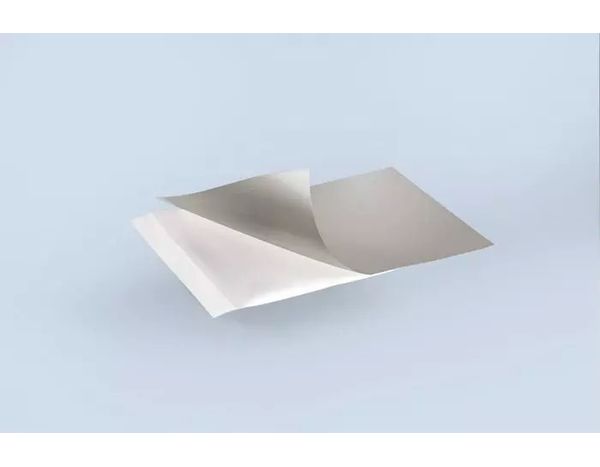 Brand GmbH & Co. KG Verschlussfolie für Platten, Aluminium abziehbar, selbstklebend, für PCR, Lagerung und Transport, DNA-, RNase- u. DNase-frei, 100 