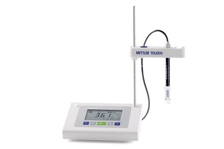 Mettler-Toledo FiveEasy F20, Tischgerät, pH/mV Standard-Kit