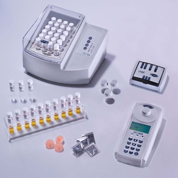 Aqualytic (Lovibond) Wastewater measuring station MD600 with accessories and reagents
