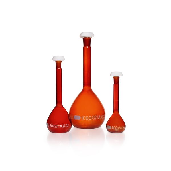Duran Group Messkolben, braun, NS 10/19, 5 ml, weiße Skala, AW, mit Einzelzertifikat, PE-Stopfen, 2 St/Pkg, mit Ringmarke