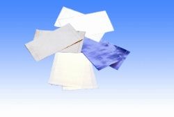 Nunc Thermo Scientific Klebefolie für MicroWell Platten, Vinyl, schwarz, für lichtempfindliche Proben, 50 St/Pkg