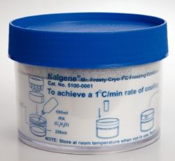 Nalgene Thermo Scientific Gefrierbehälter Mr. Frosty, PC, klar, für 12 x 4,5/5,0 ml Röhrchen, mit blauem Schraubverschluss