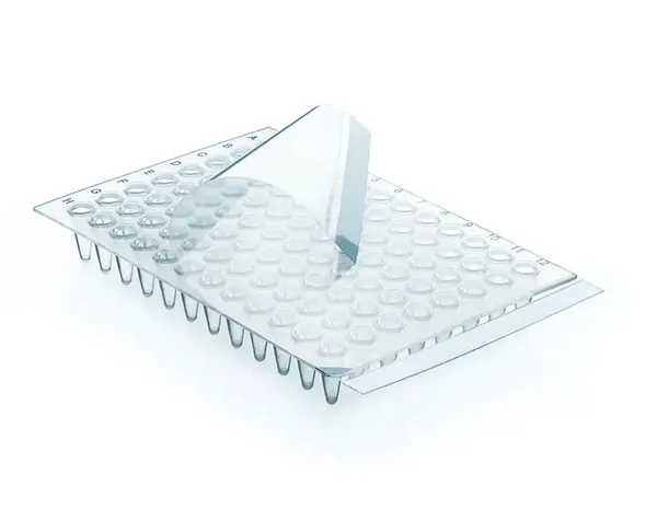 Brand GmbH & Co. KG PCR-Set bestehend aus: PCR-Platte 96-Well, halber Rahmen, Standardprofil, farblos (781375) +, qPCR-Folie (781391) PP/PE, BIO-CERT 