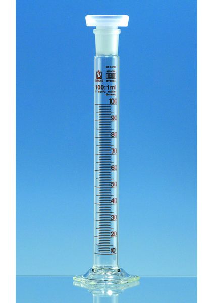 Brand GmbH & Co. KG Mischzylinder, hohe Form, SILBERBRAND ETERNA, Klasse B, 50 ml : 1 ml, NS 19/26, Boro 3.3, mit PP-Stopfen, braun graduiert, mit 