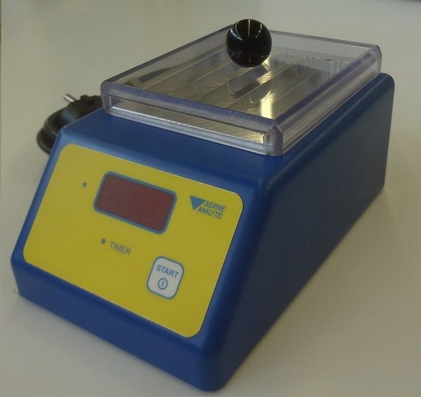 Dinkelberg Analytics Thermoblock / Incubator – BRT/DELVO-Test, 2 Grooves 75x9x10 mm, 230V/30W, digital Display