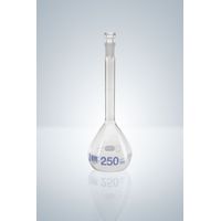 Product Image of Messkolben, klar, NS 19/26, 500 ml, blau graduiert, A, CZ, mit Ringm., Glas-Stopper, 2 St/Pkg